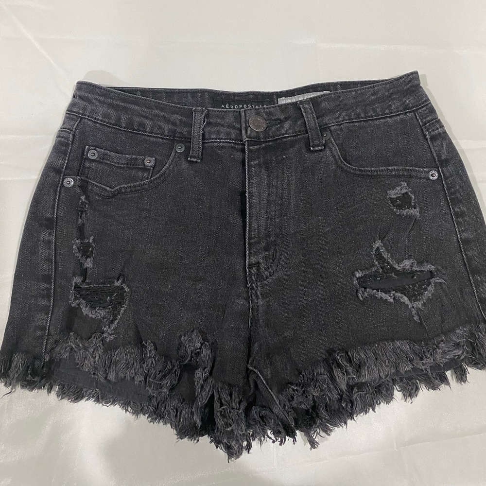Aeropostale Ladies High waisted Shorty jean shorts - Size 4